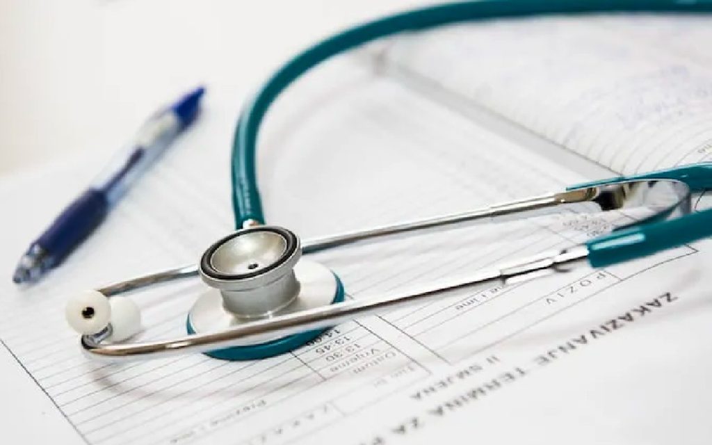 NYC-based Wellbeing & Wellness expert with global experience in creating programs for better living, resilience, and sustainability.